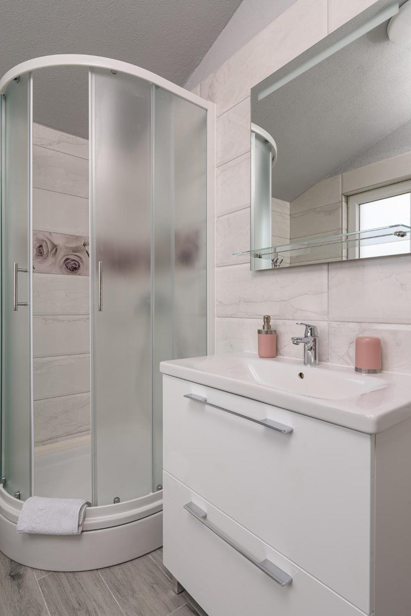 Rooms Anna Τρογκίρ Εξωτερικό φωτογραφία