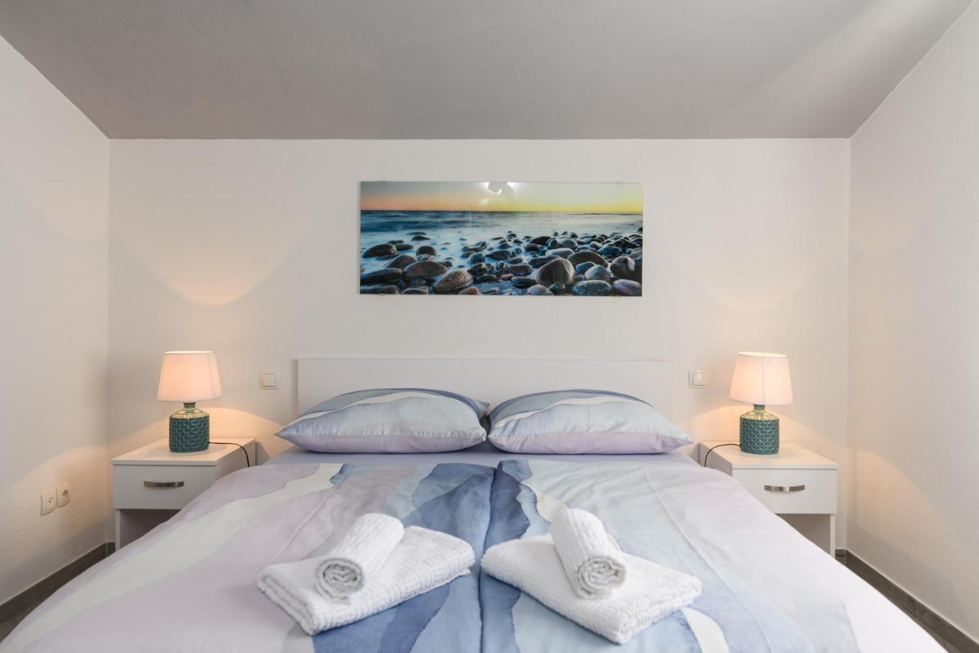 Rooms Anna Τρογκίρ Εξωτερικό φωτογραφία
